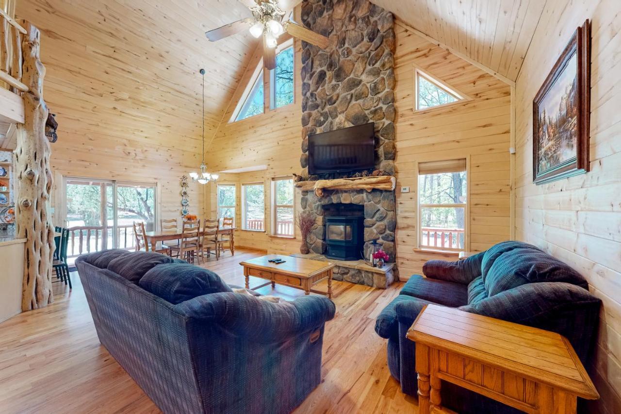 파인톱-호변 Whispering Pines Retreat 빌라 외부 사진